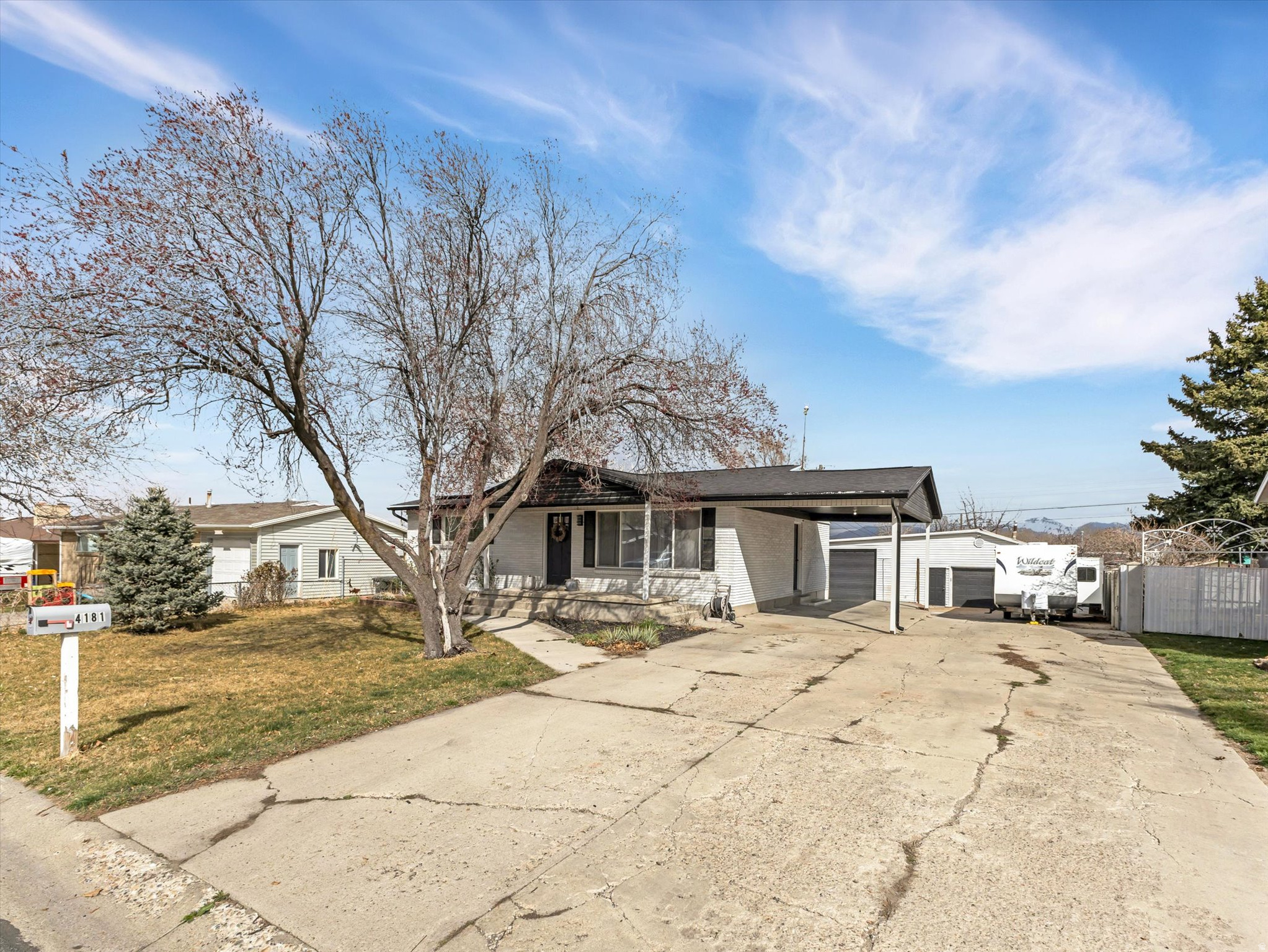 CLEARVIEW HOMES - Residential