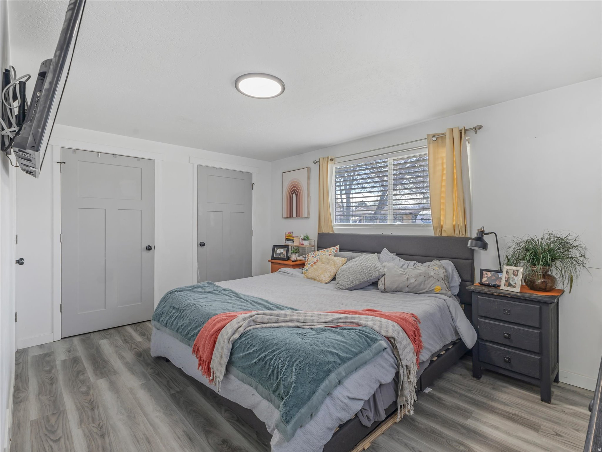 CLEARVIEW HOMES - Residential