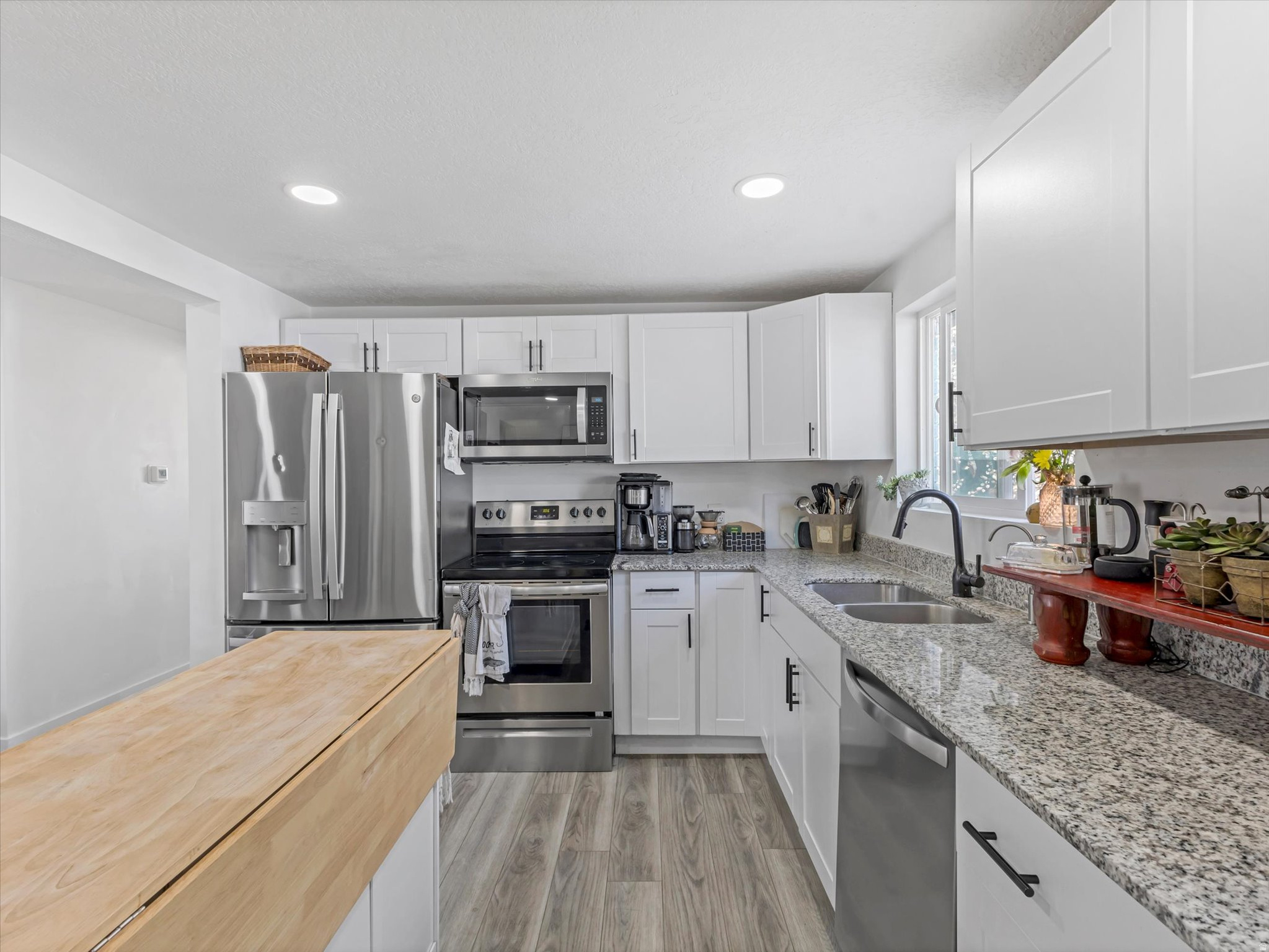 CLEARVIEW HOMES - Residential