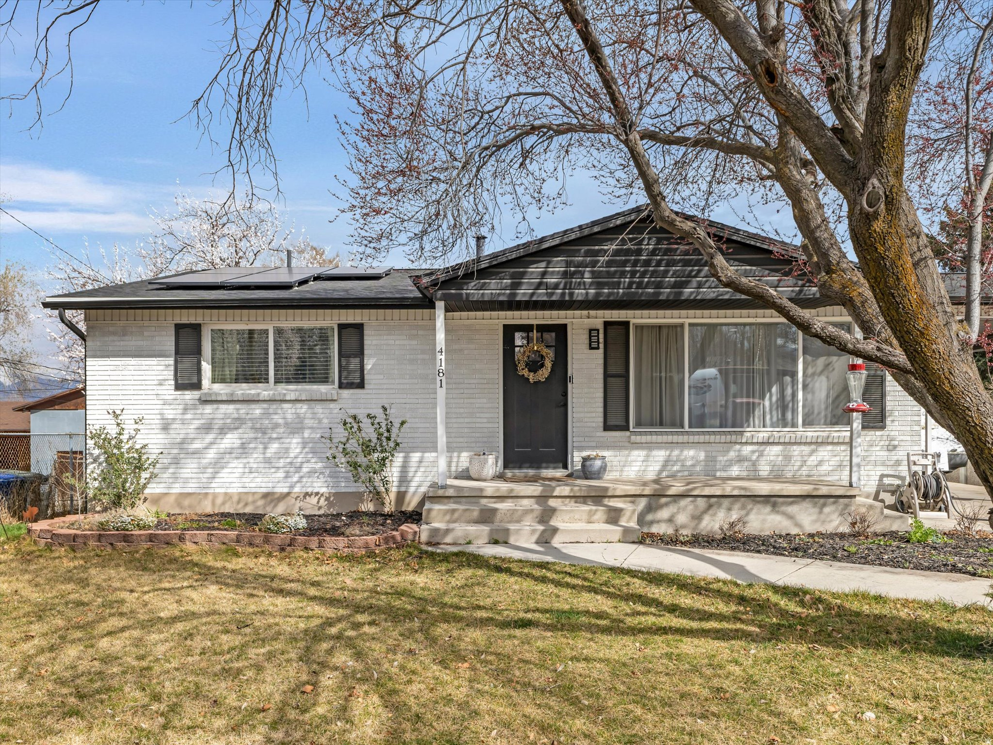 CLEARVIEW HOMES - Residential