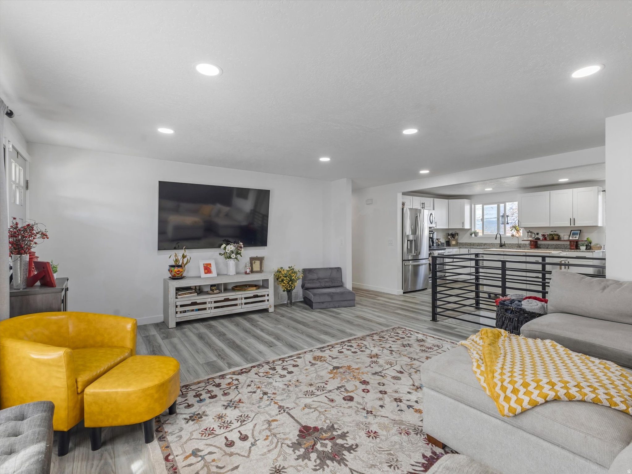 CLEARVIEW HOMES - Residential