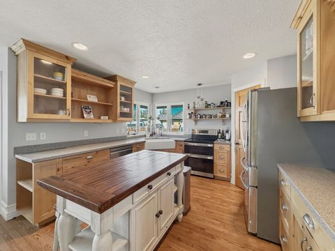 Tiny photo for 13844 S BELLE ISIS BAY W, Herriman, UT 84096 (MLS # 2147995)