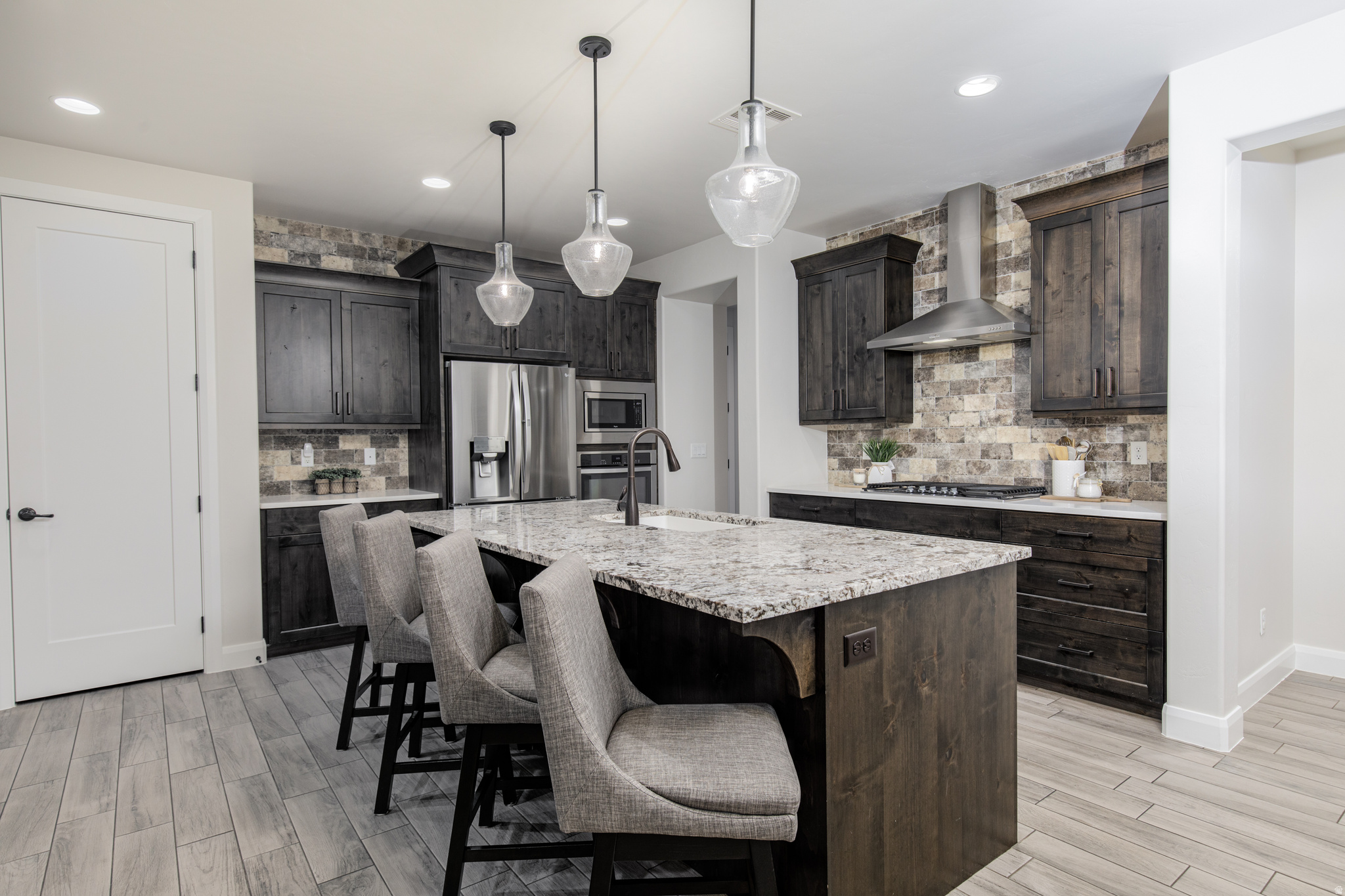 OAKWOOD ESTATES PH 4 - Residential