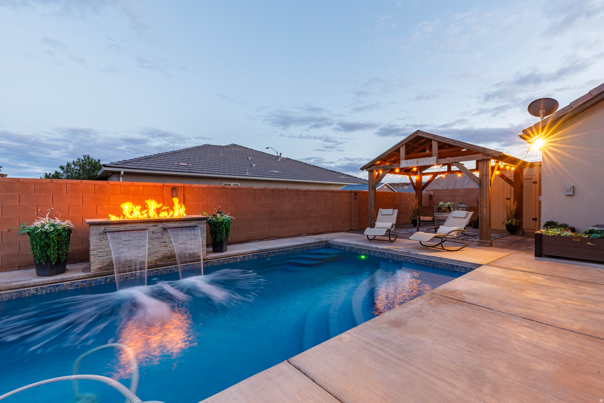 OAKWOOD ESTATES PH 4 - Residential