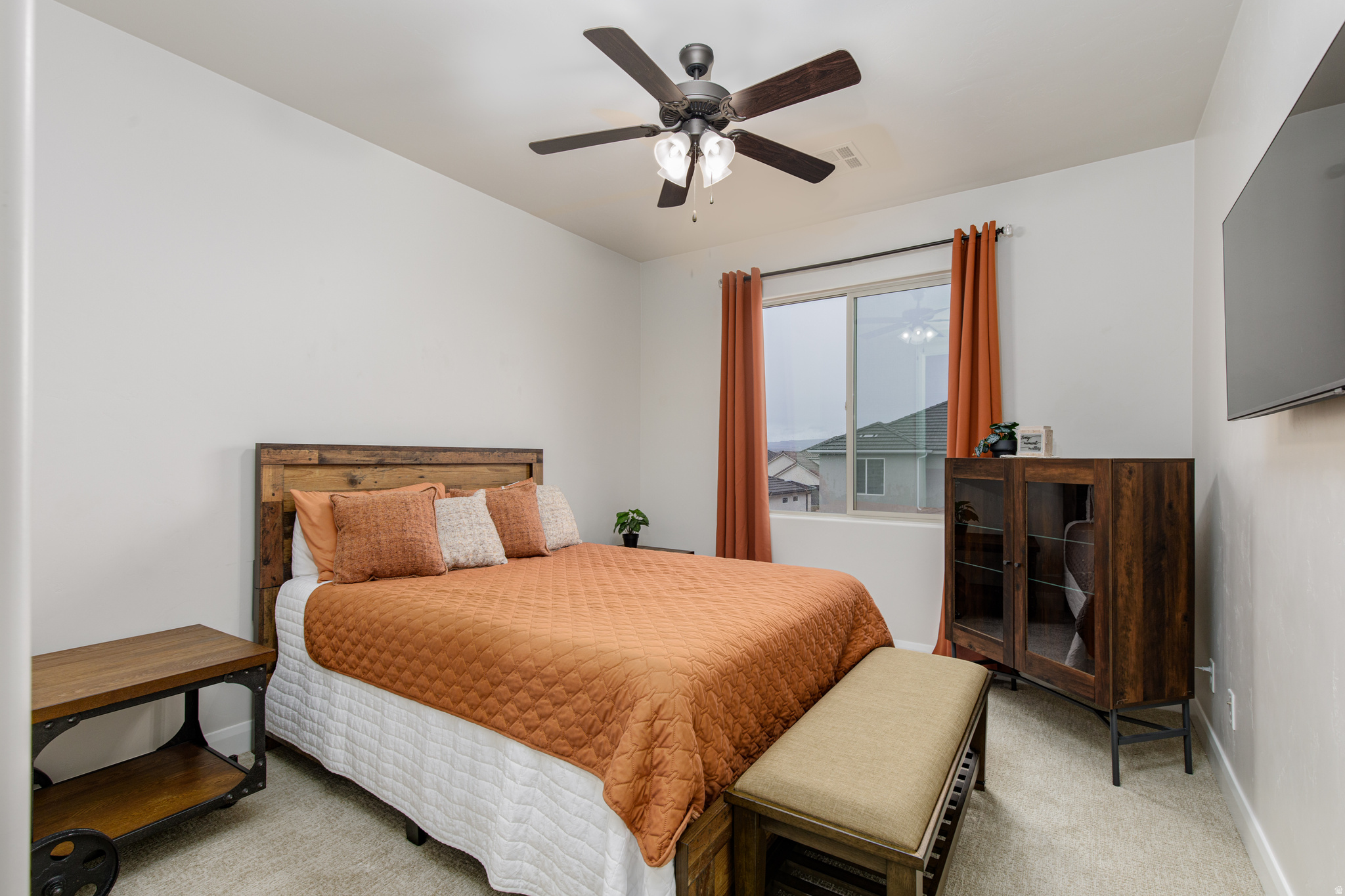 OAKWOOD ESTATES PH 4 - Residential