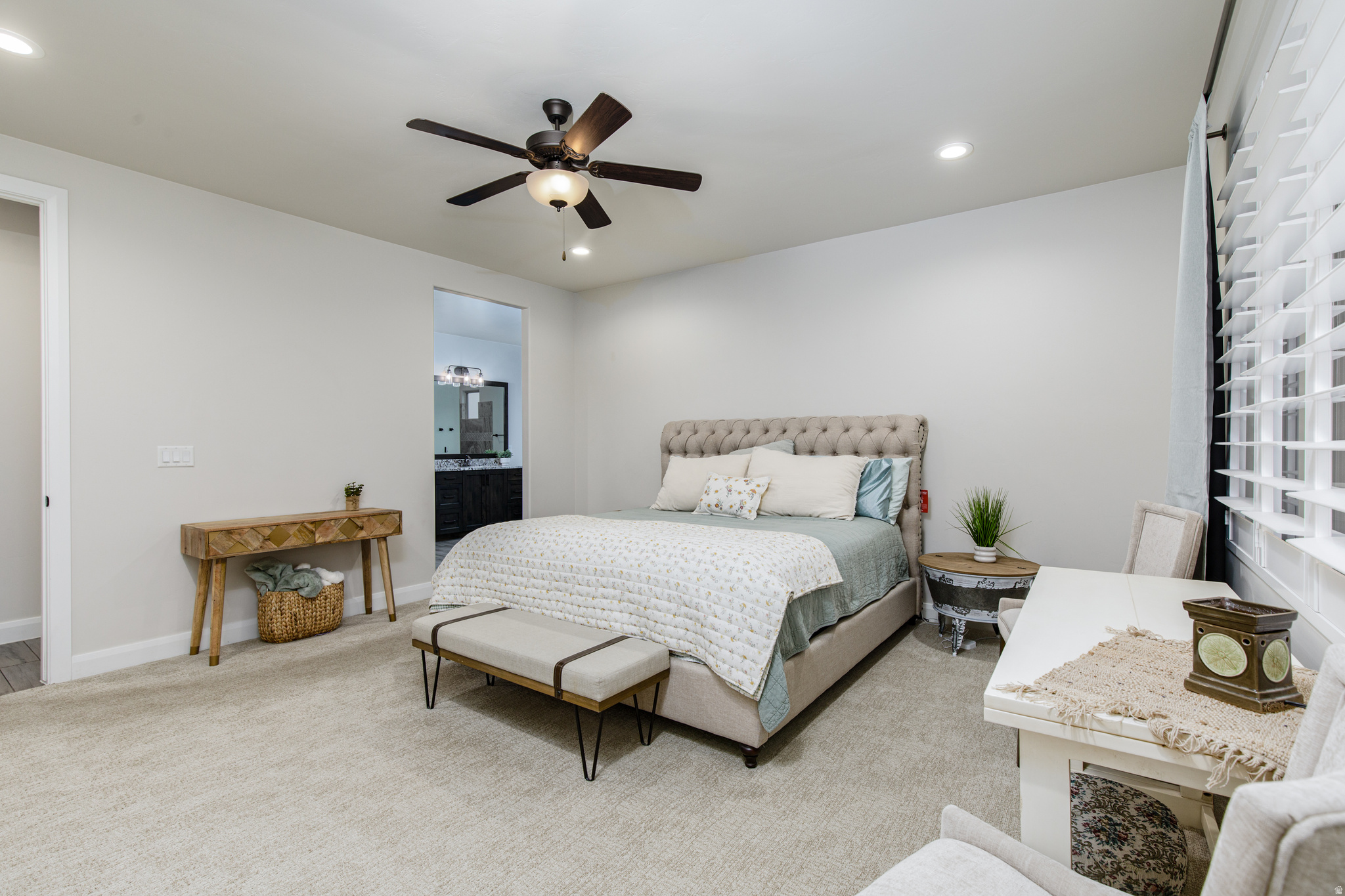 OAKWOOD ESTATES PH 4 - Residential