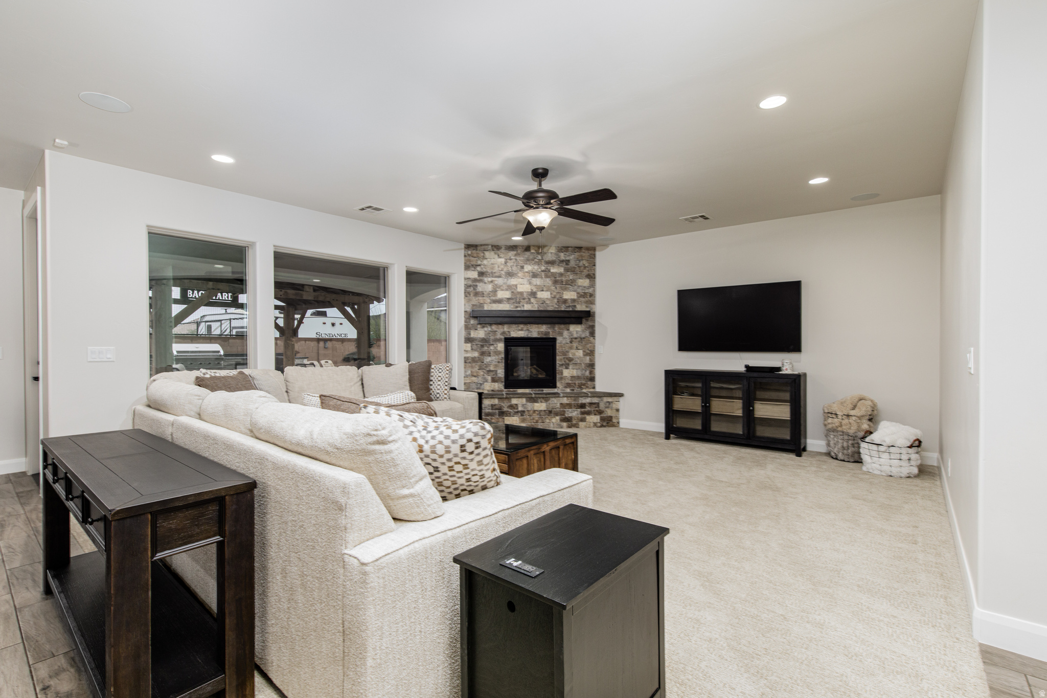 OAKWOOD ESTATES PH 4 - Residential