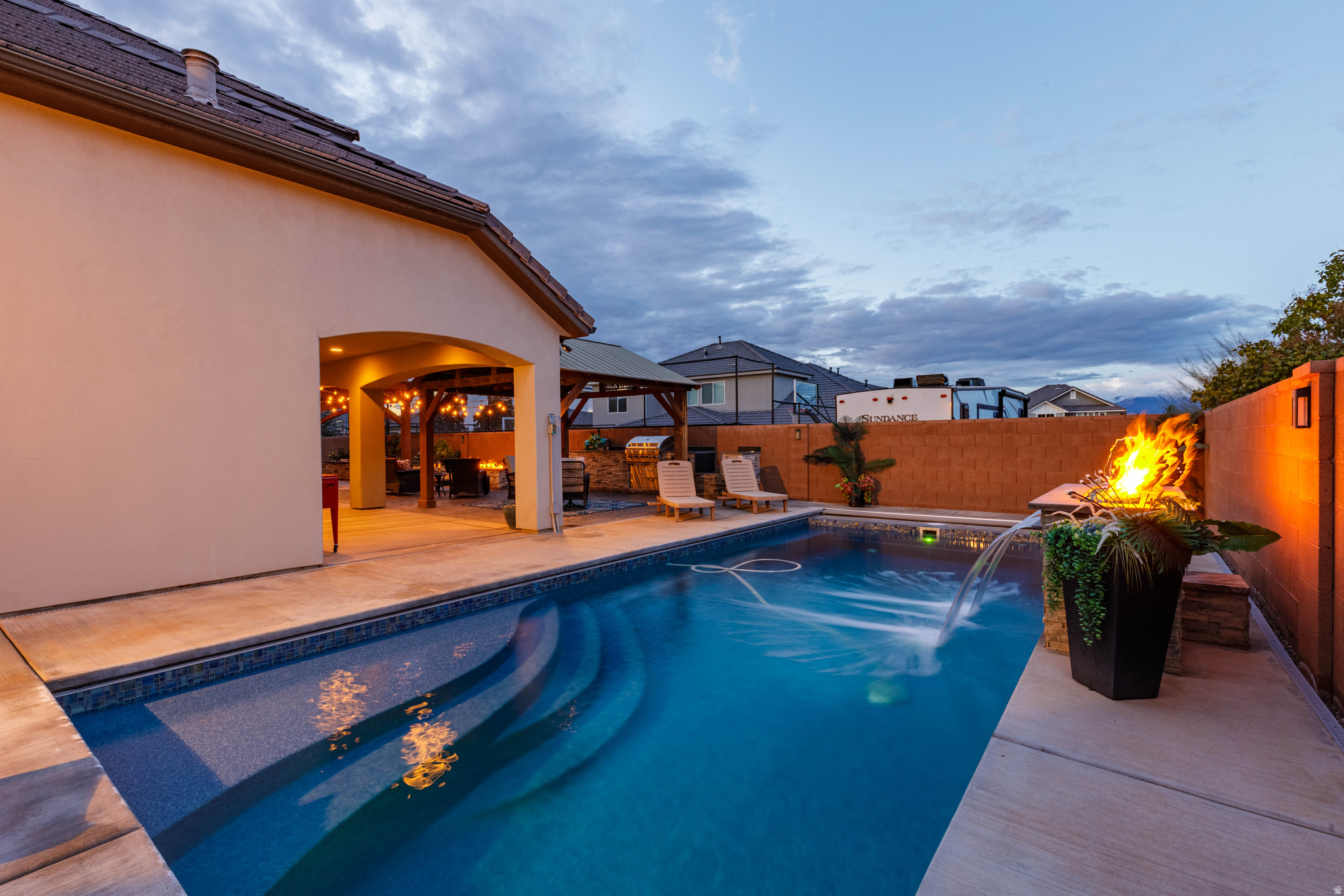 OAKWOOD ESTATES PH 4 - Residential