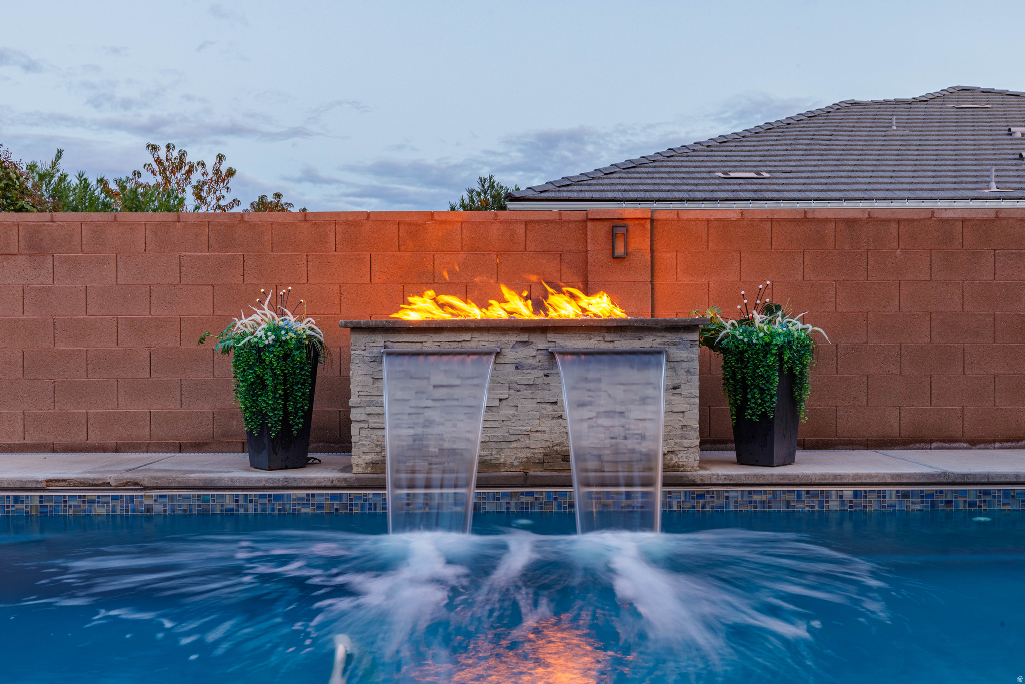 OAKWOOD ESTATES PH 4 - Residential