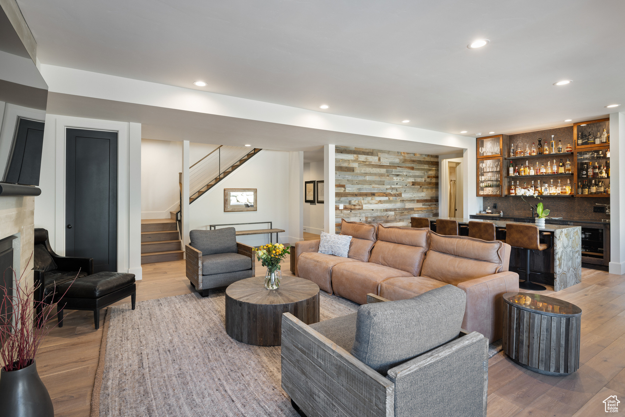 THE RETREAT AT JORDA - Residential