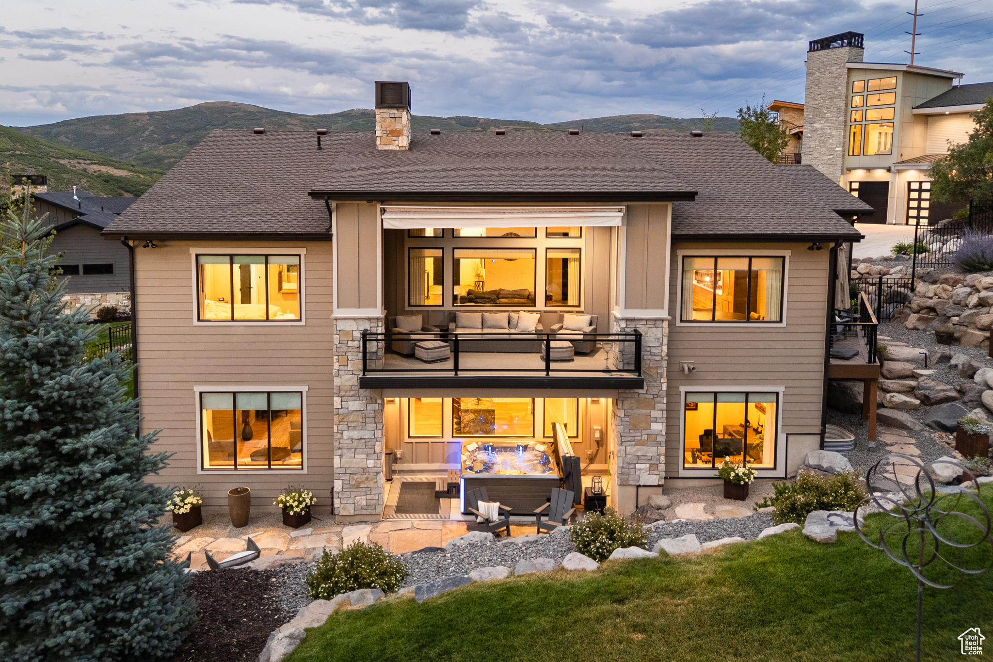 THE RETREAT AT JORDA - Residential