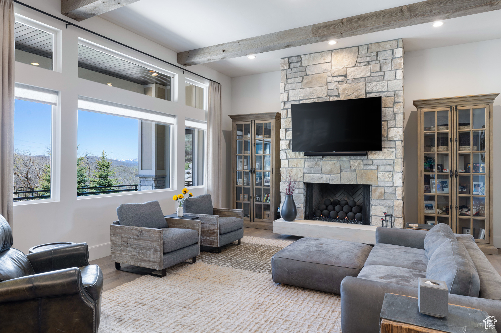 THE RETREAT AT JORDA - Residential