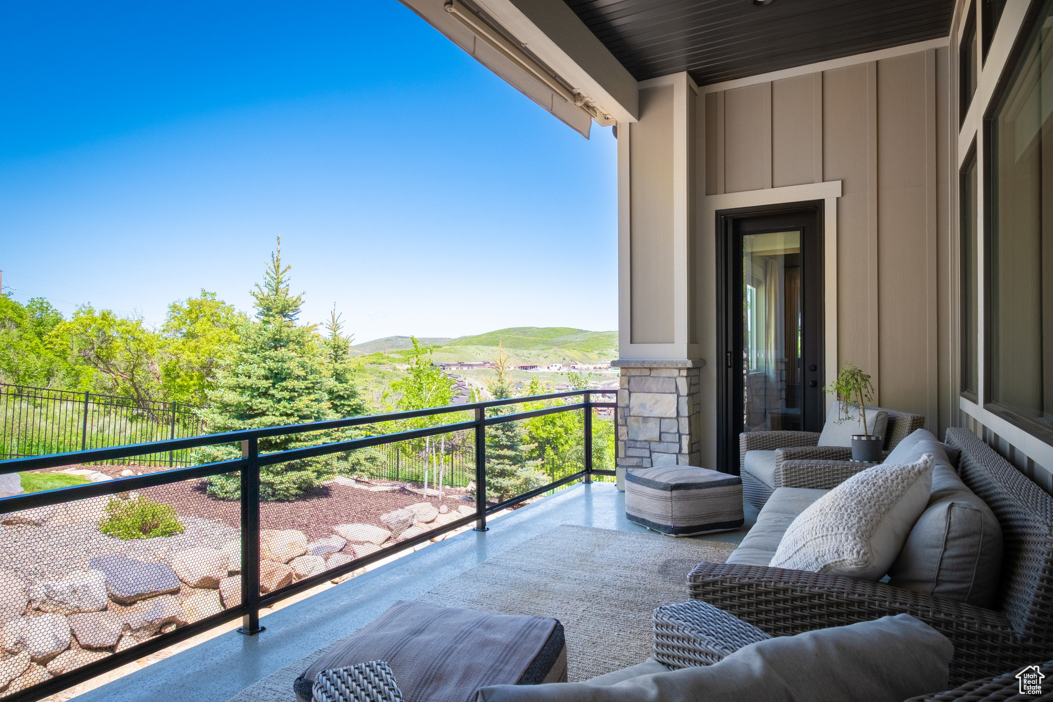 THE RETREAT AT JORDA - Residential