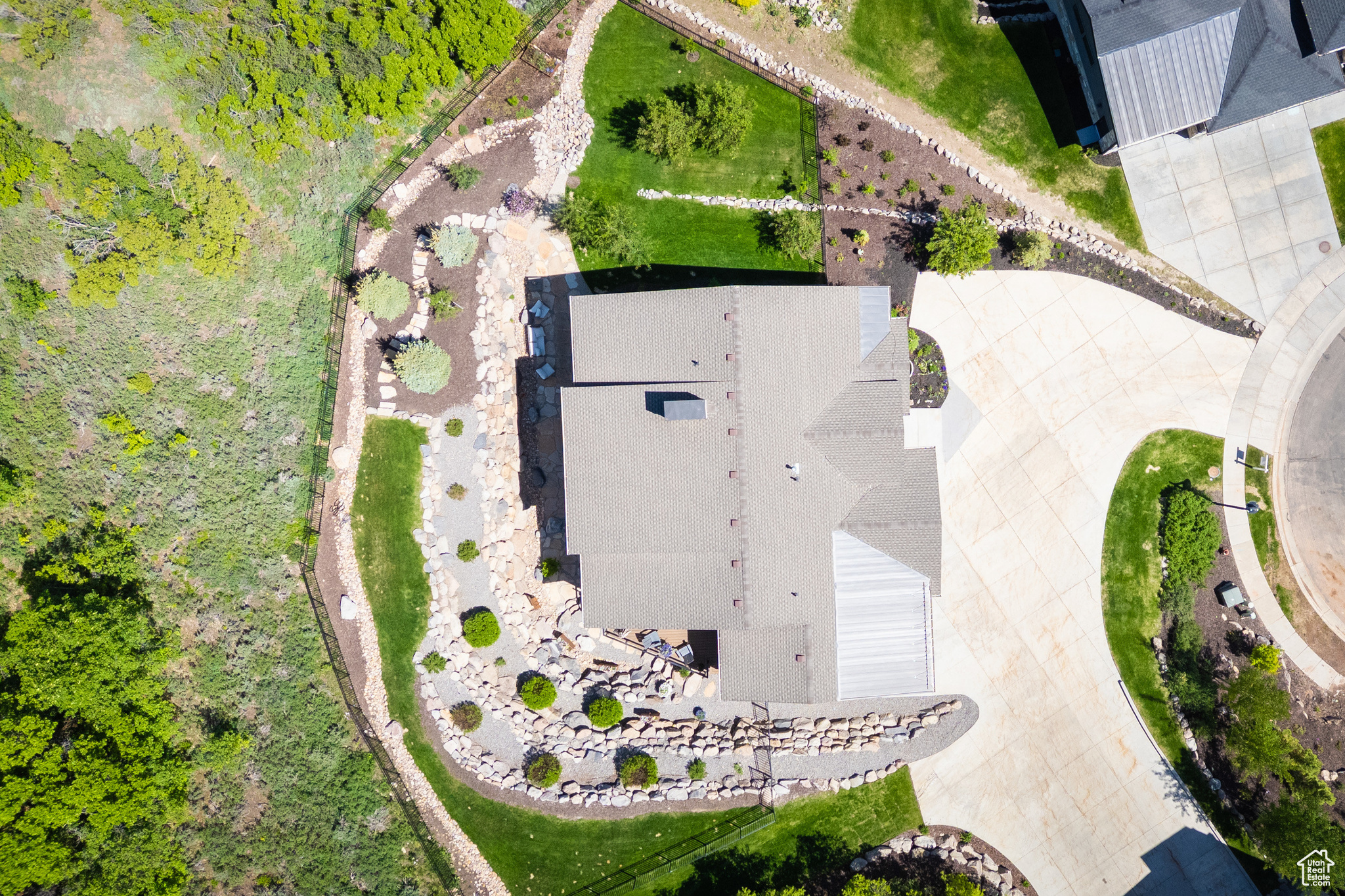 THE RETREAT AT JORDA - Residential