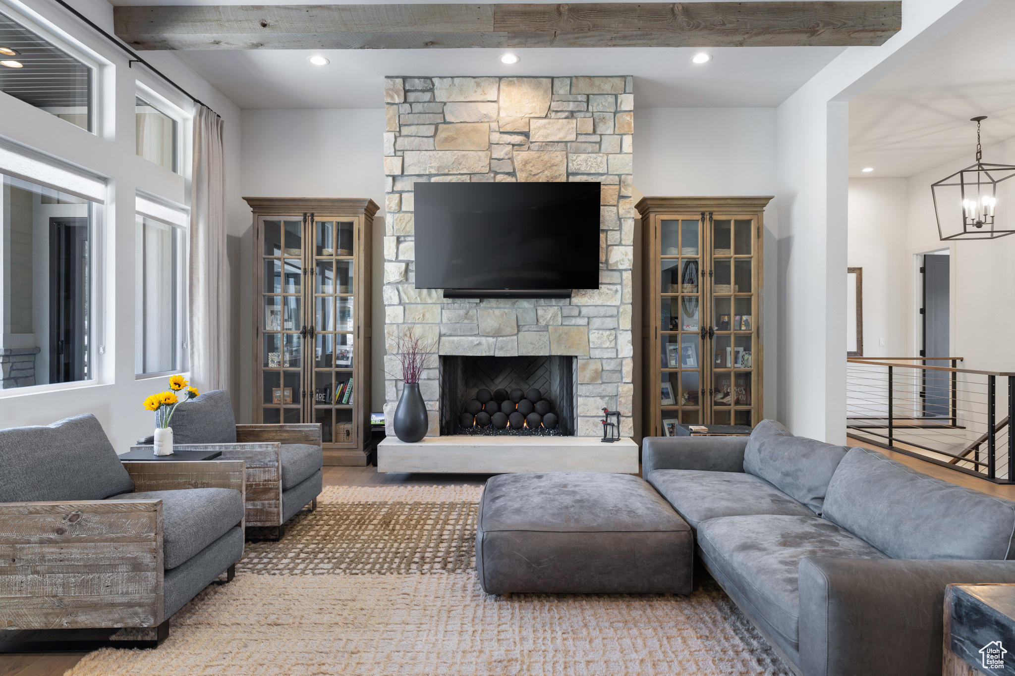 THE RETREAT AT JORDA - Residential