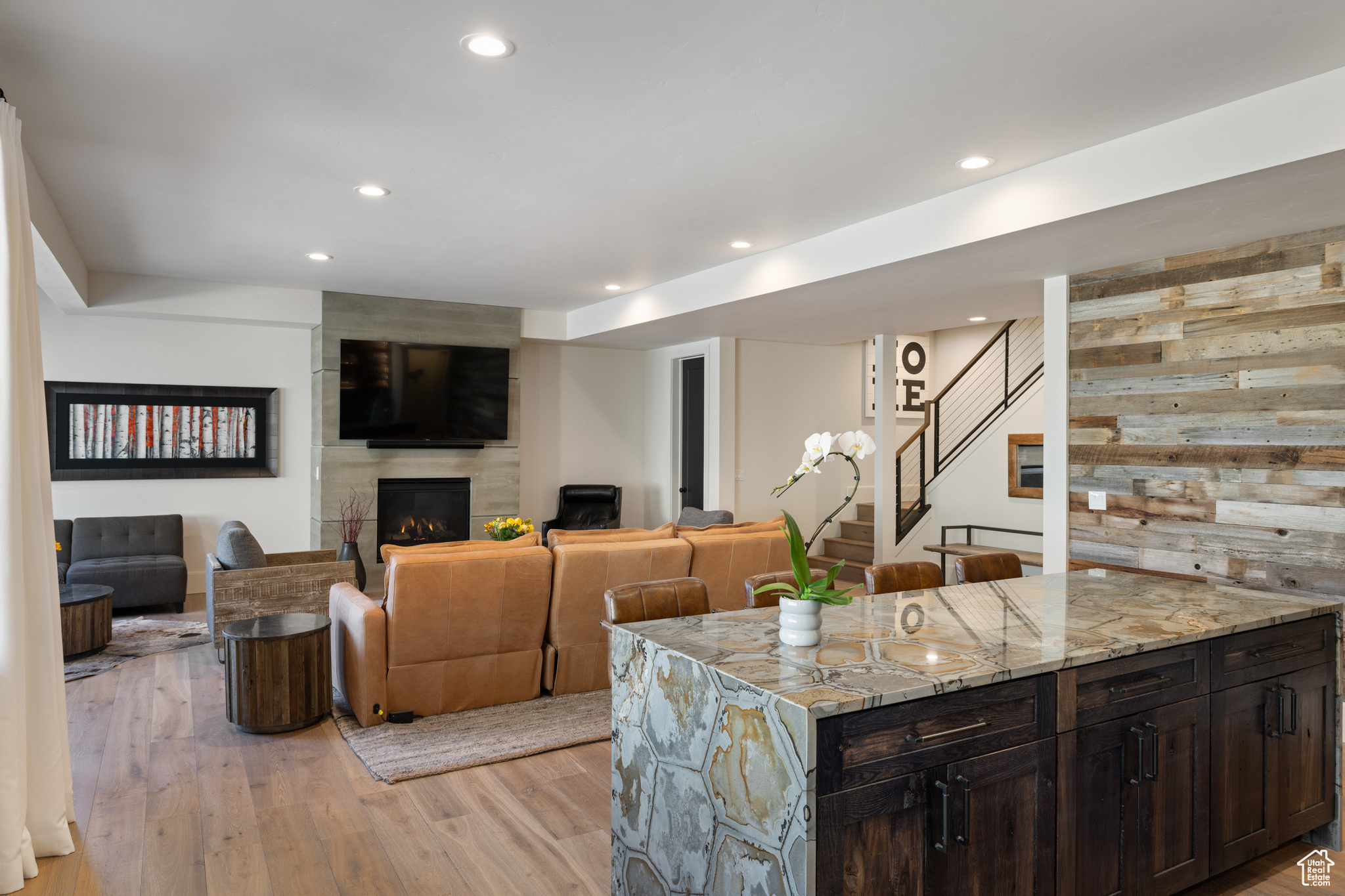 THE RETREAT AT JORDA - Residential