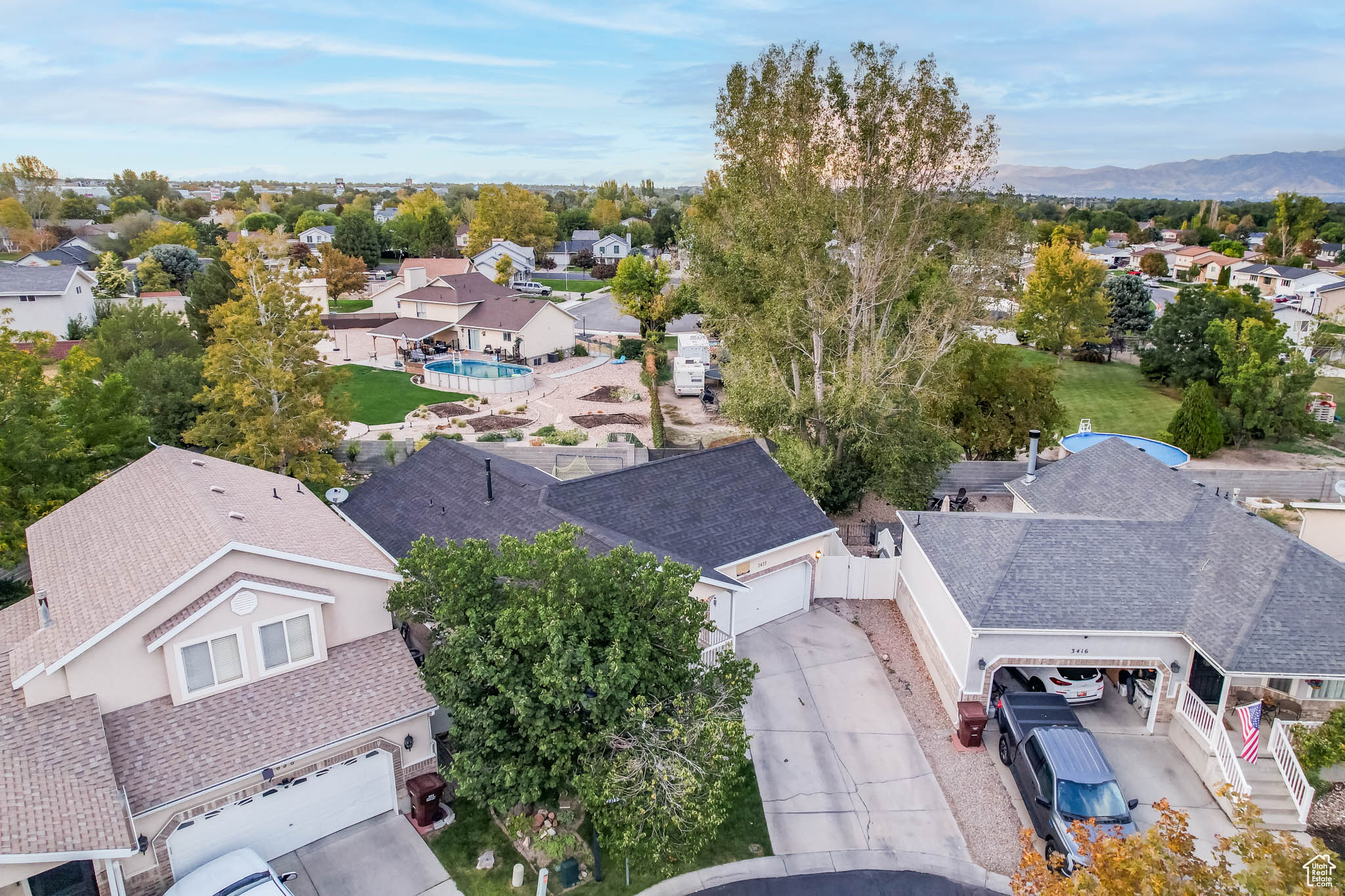 ASH BRIAR COVE - Residential