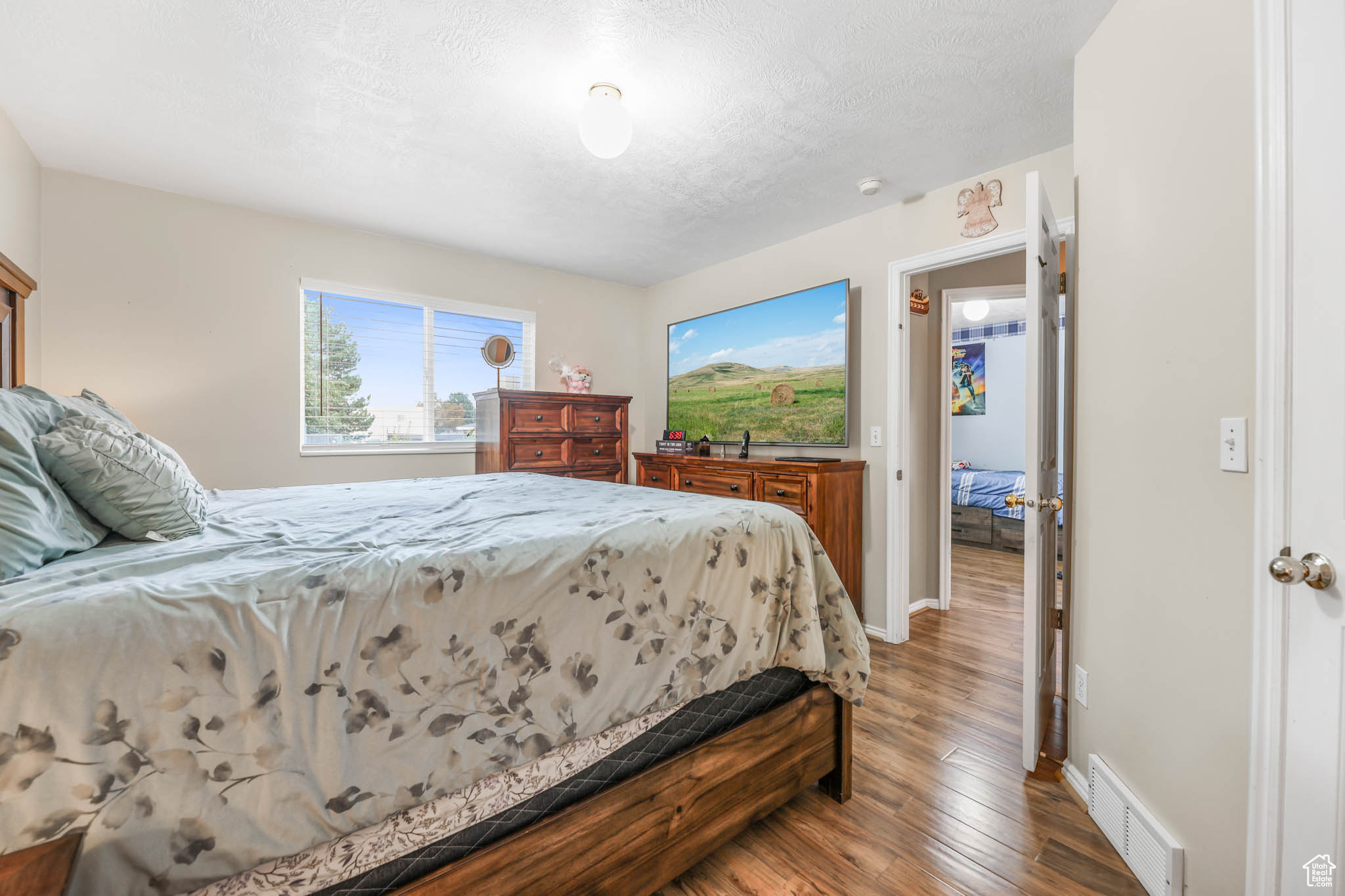 ASH BRIAR COVE - Residential