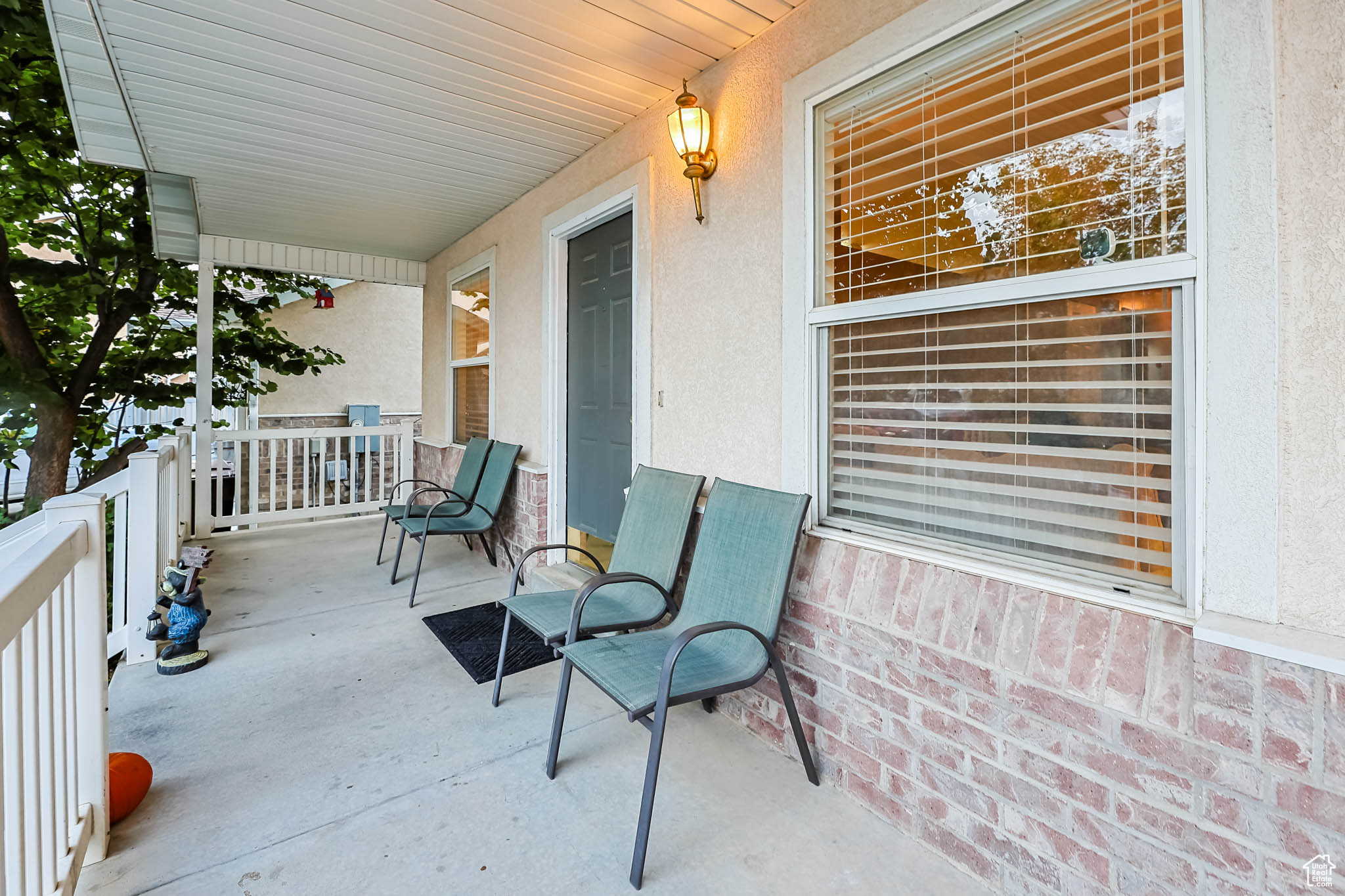 ASH BRIAR COVE - Residential