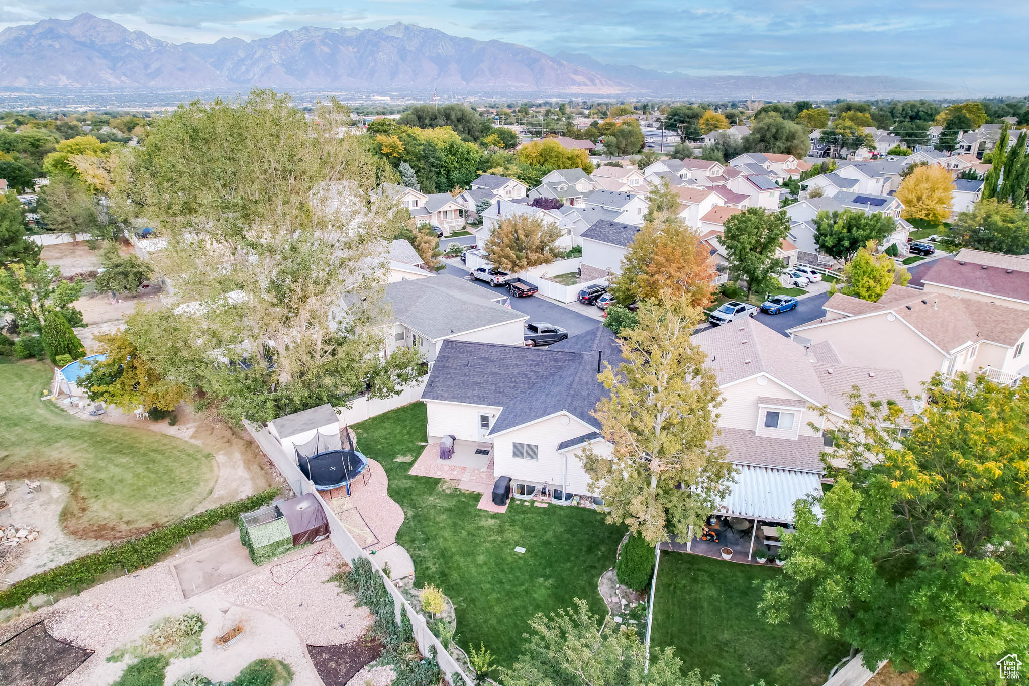 ASH BRIAR COVE - Residential
