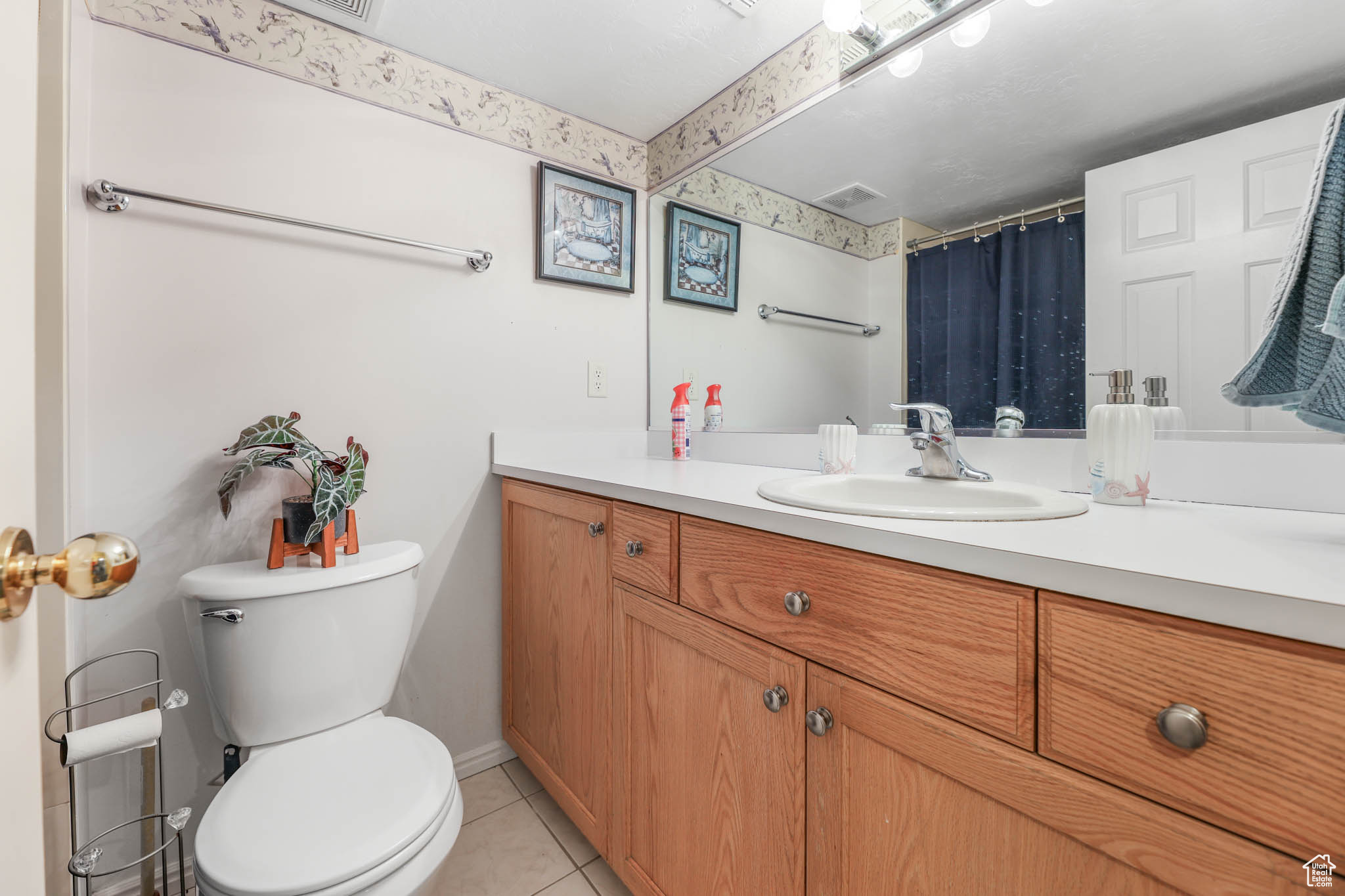ASH BRIAR COVE - Residential