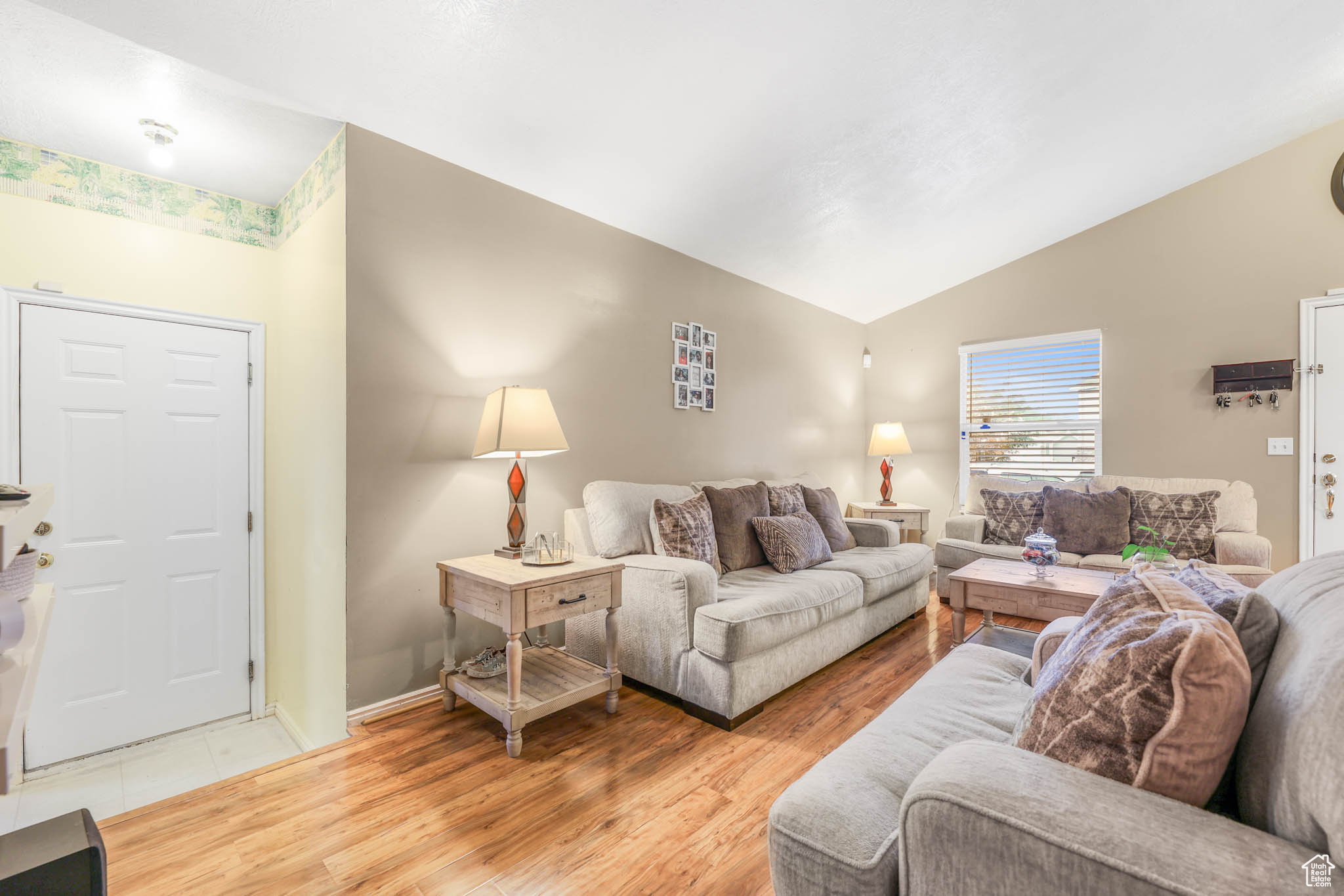 ASH BRIAR COVE - Residential