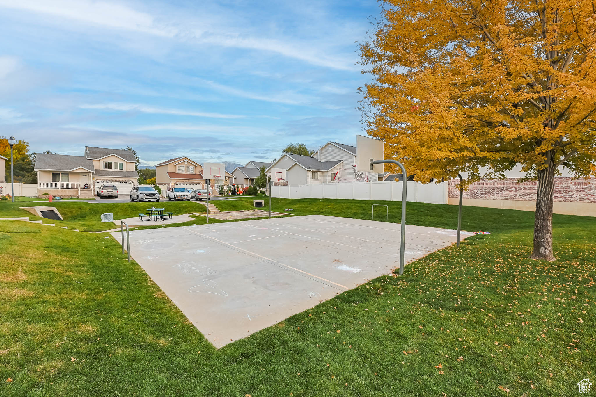 ASH BRIAR COVE - Residential