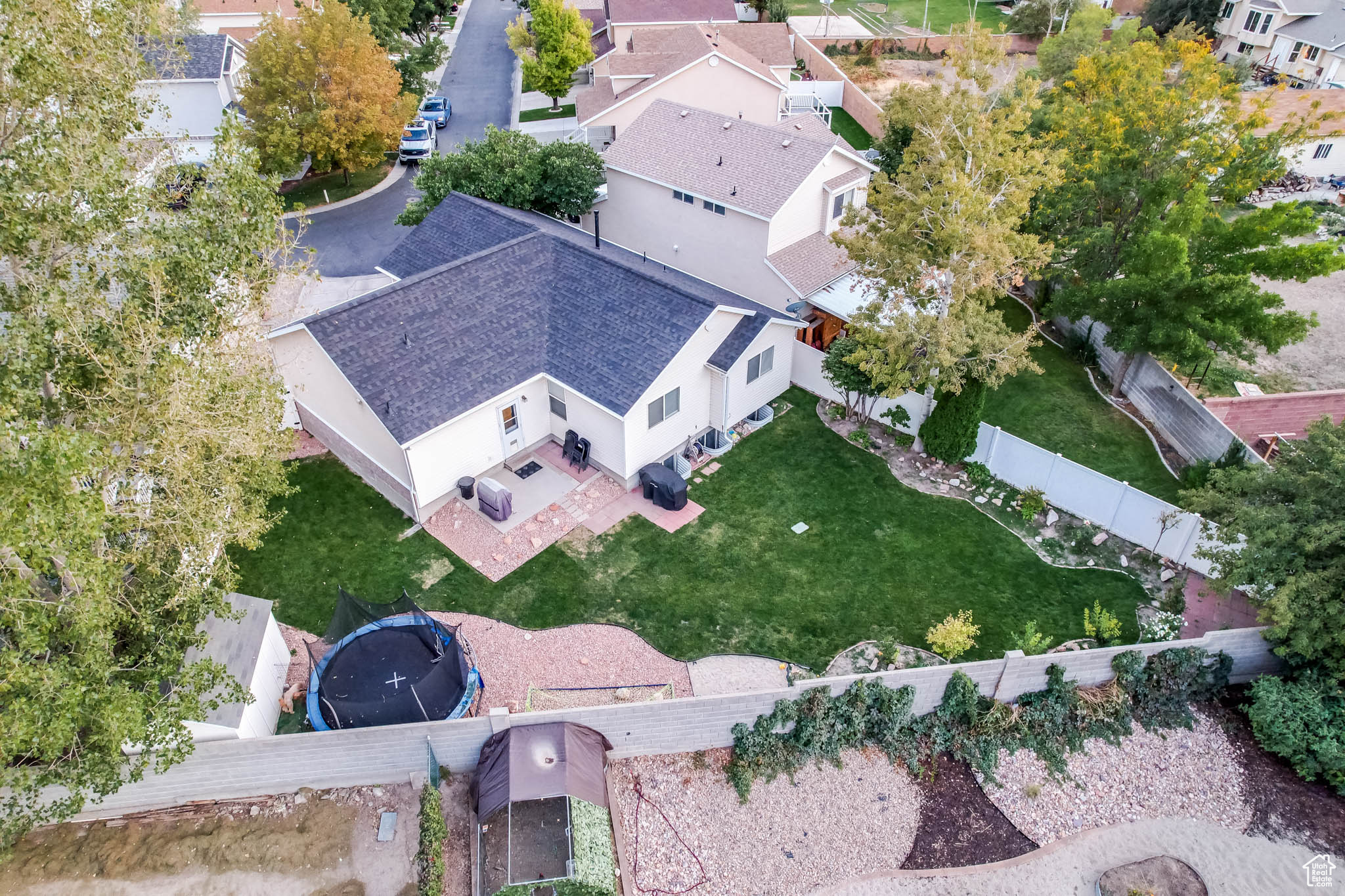 ASH BRIAR COVE - Residential