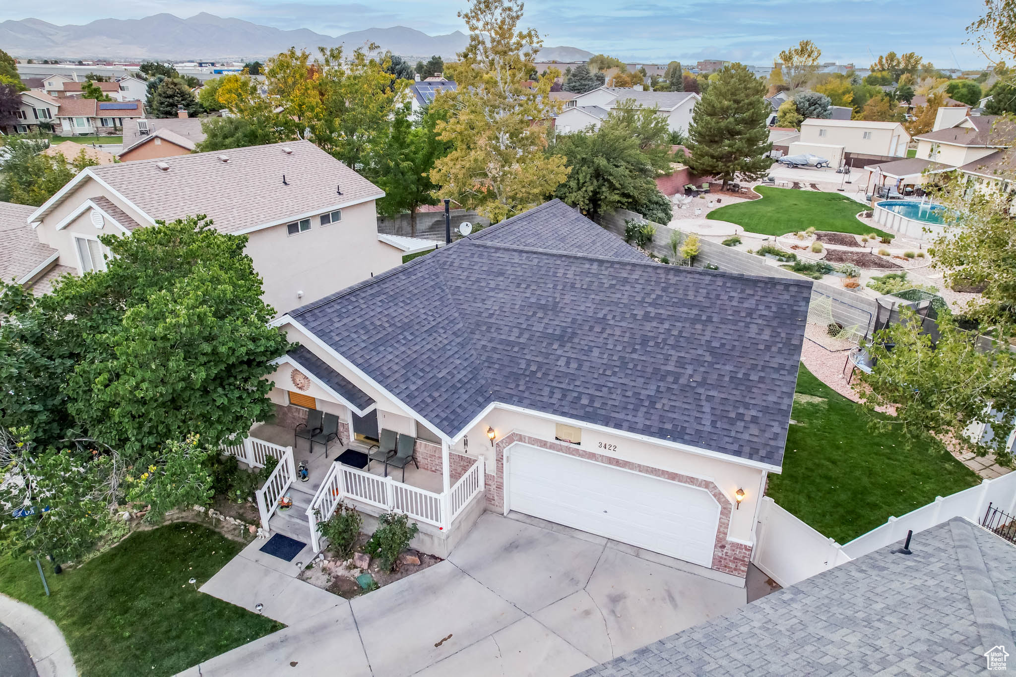 ASH BRIAR COVE - Residential