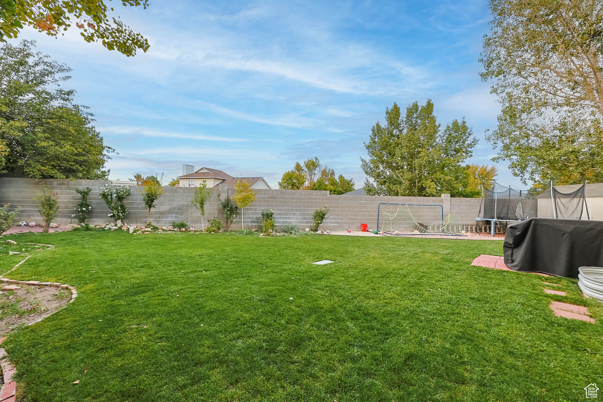 ASH BRIAR COVE - Residential