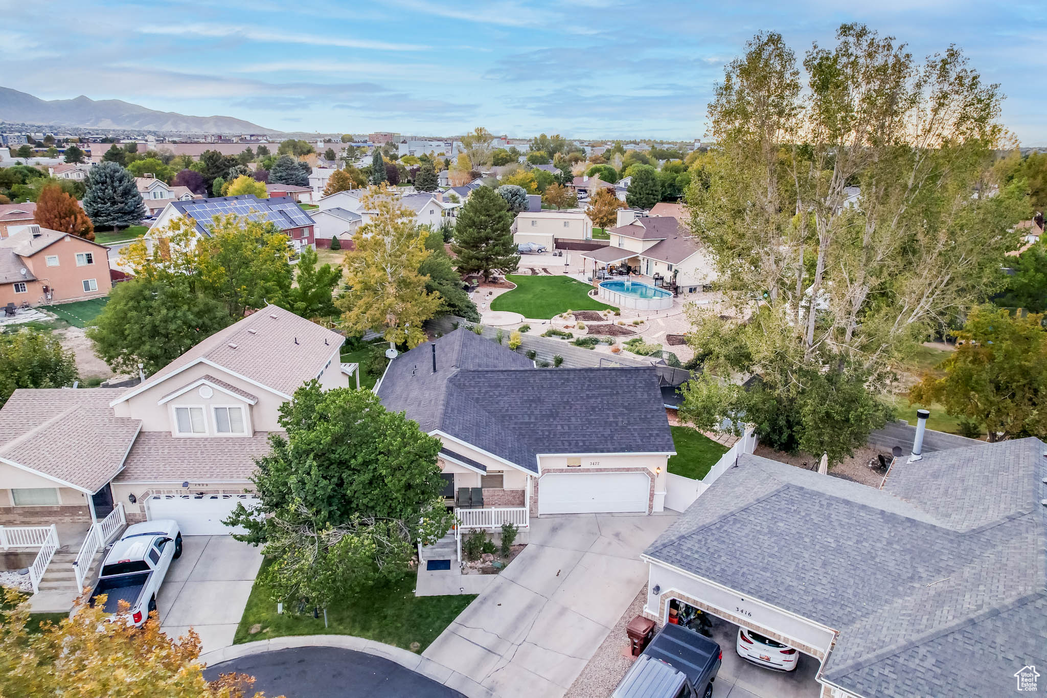 ASH BRIAR COVE - Residential