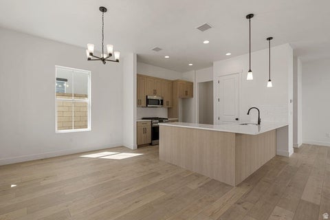 Tiny photo for 6303 S TUMBLESTONE CV, Saint George, UT 84790 (MLS # 2183104)