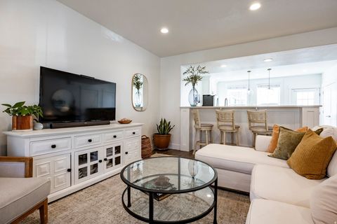 Tiny photo for 10637 S TOPVIEW RD W, South Jordan, UT 84095 (MLS # 2137578)
