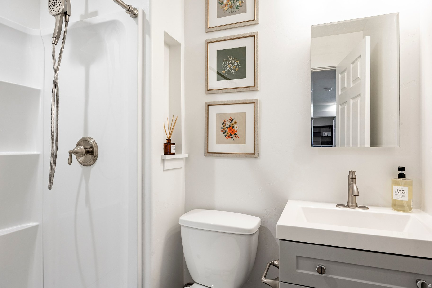 DAYBREAK - Residential