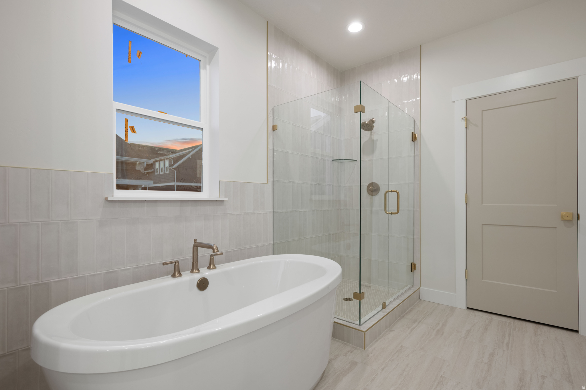 DABYREAK - Residential