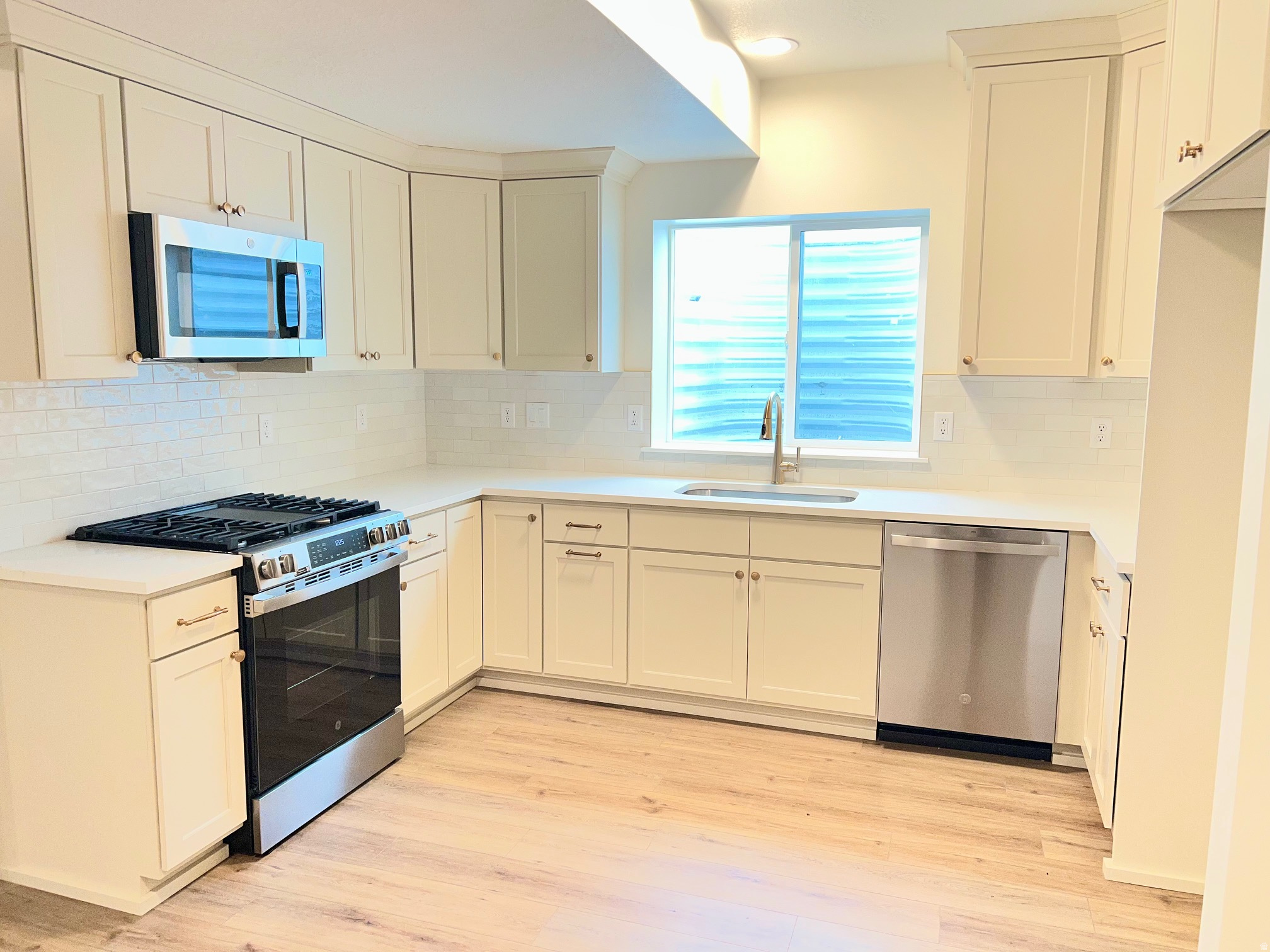 DABYREAK - Residential