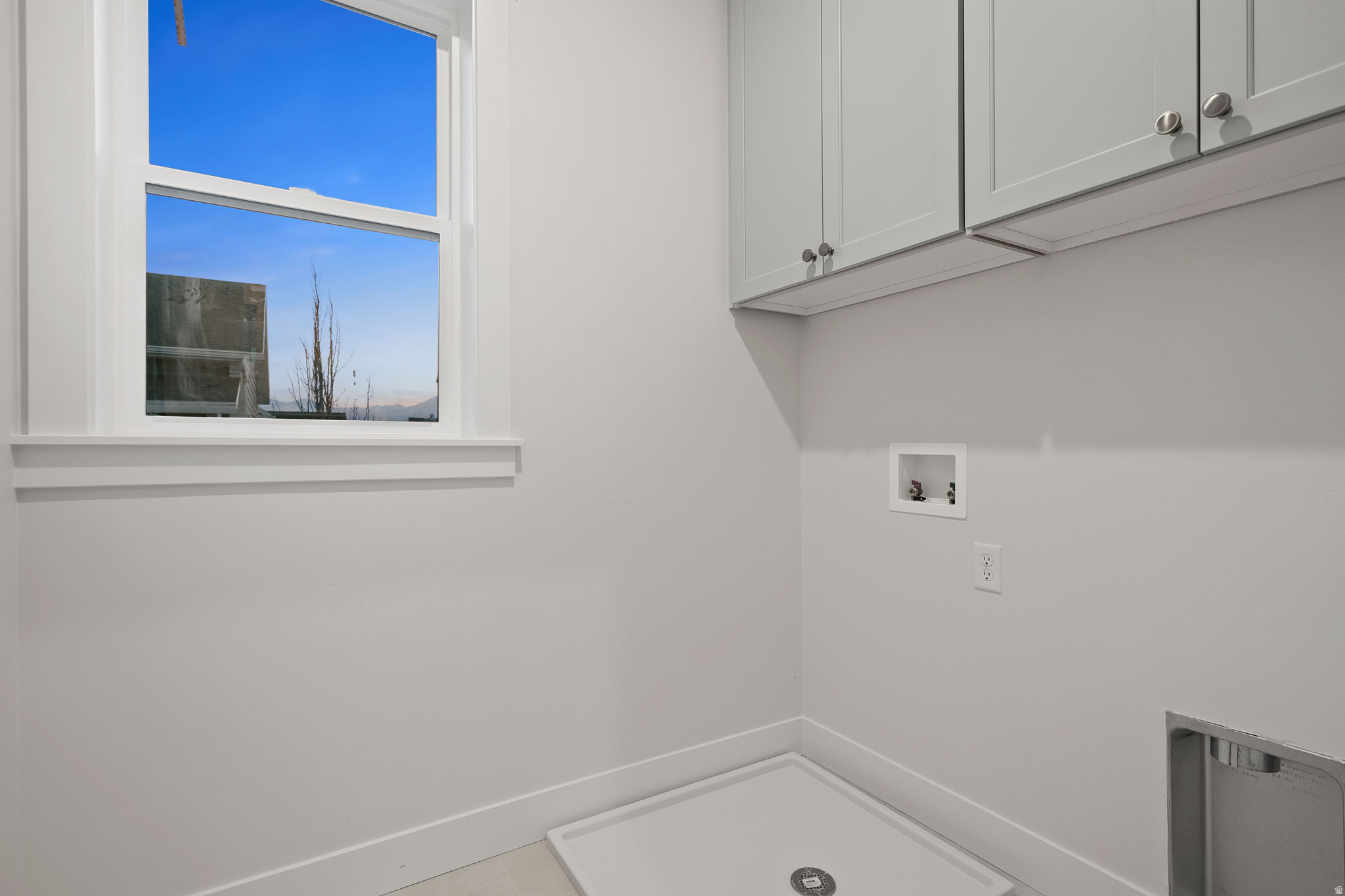 DABYREAK - Residential