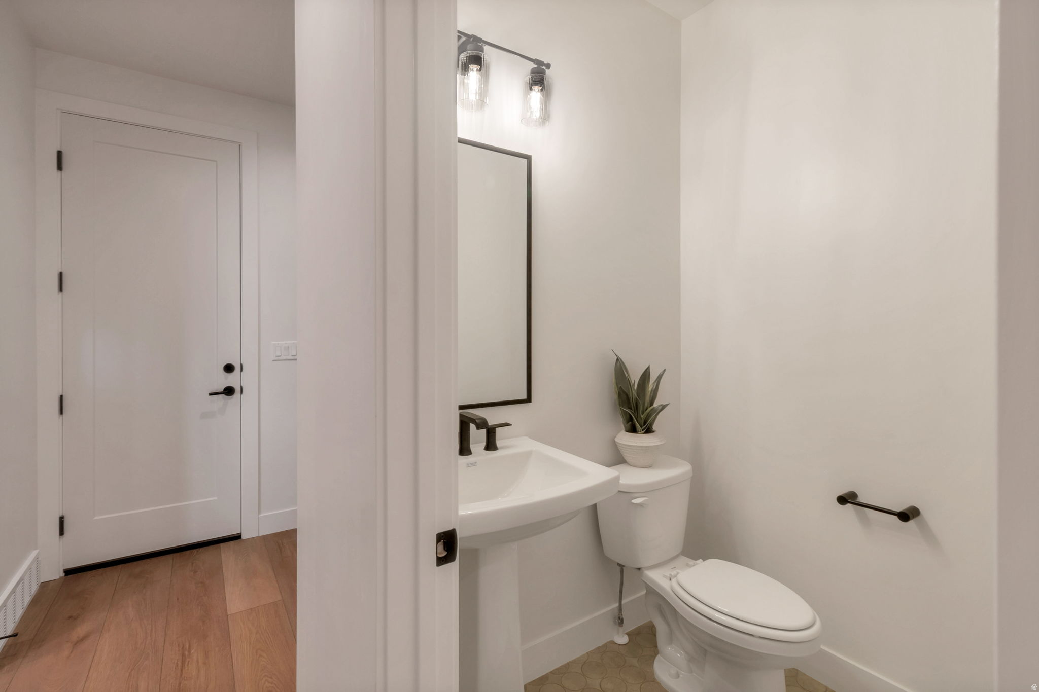 BLOSSOM HILL - Residential