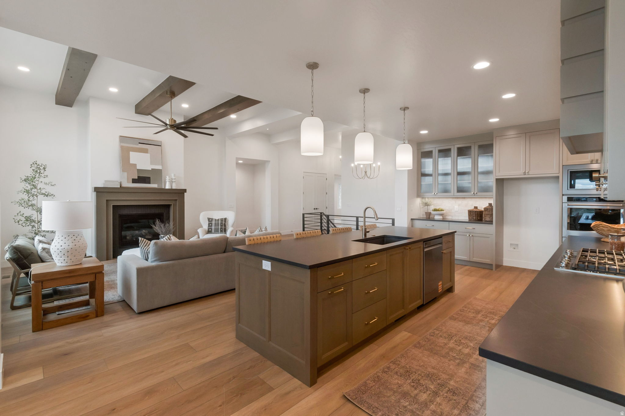 BLOSSOM HILL - Residential