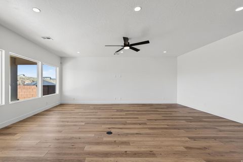 Tiny photo for 1418 E HAYROCKS DR S, Saint George, UT 84790 (MLS # 2134227)