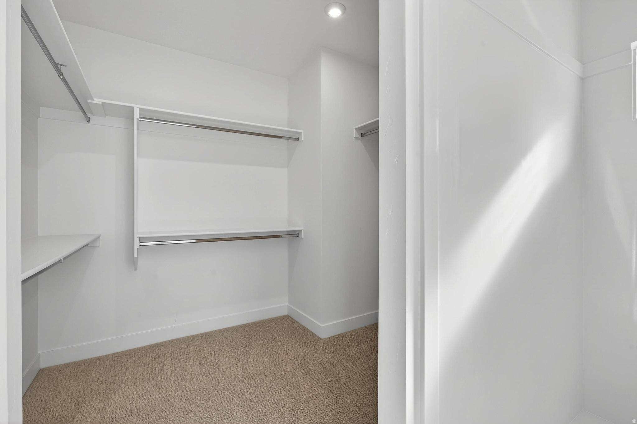 WHITE CANYON - Residential