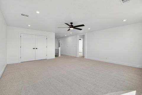 Tiny photo for 1418 E HAYROCKS DR S, Saint George, UT 84790 (MLS # 2134227)