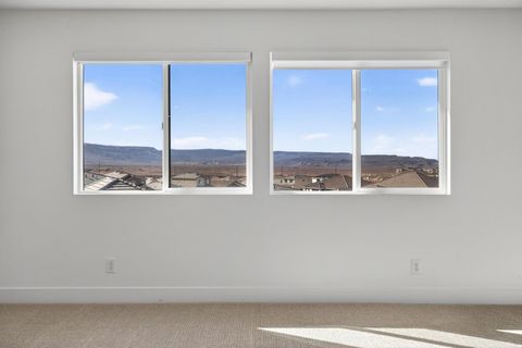 Tiny photo for 1418 E HAYROCKS DR S, Saint George, UT 84790 (MLS # 2134227)