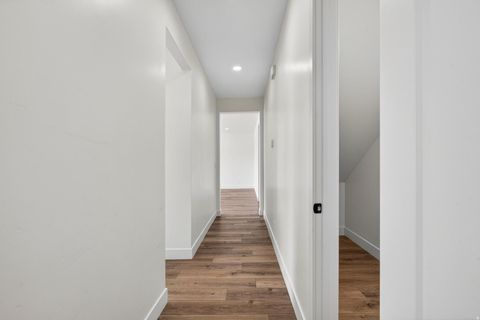 Tiny photo for 1418 E HAYROCKS DR S, Saint George, UT 84790 (MLS # 2134227)