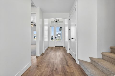 Tiny photo for 1418 E HAYROCKS DR S, Saint George, UT 84790 (MLS # 2134227)