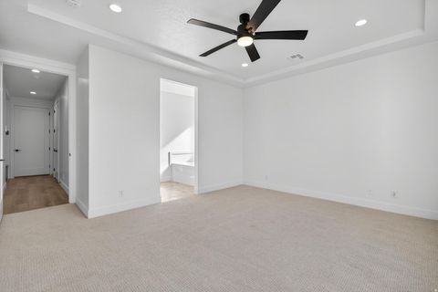 Tiny photo for 1418 E HAYROCKS DR S, Saint George, UT 84790 (MLS # 2134227)