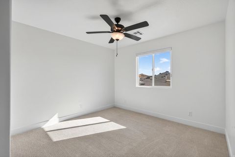 Tiny photo for 1418 E HAYROCKS DR S, Saint George, UT 84790 (MLS # 2134227)