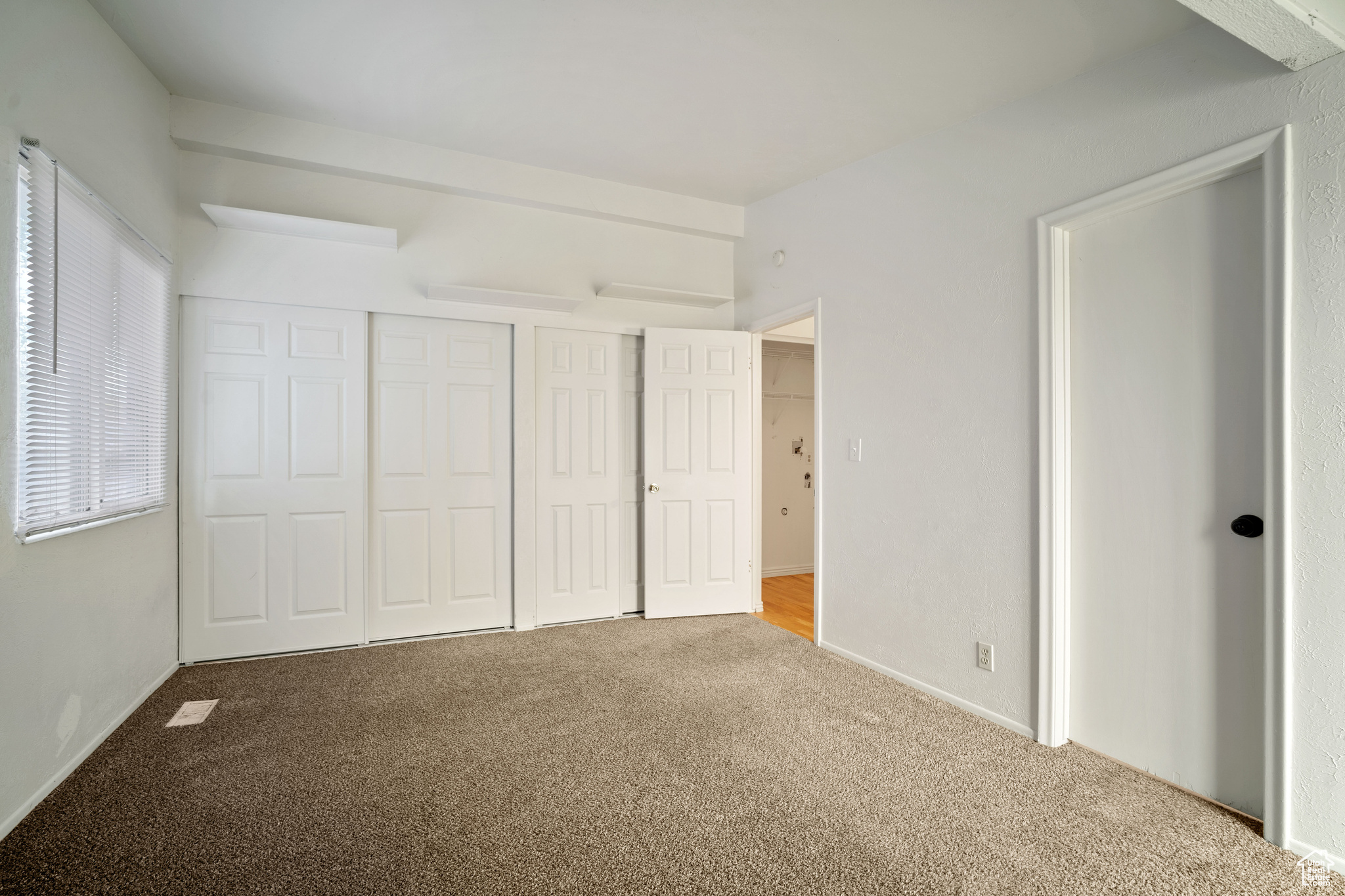 8669 S Spartan Dr, Sandy, Utah image 25