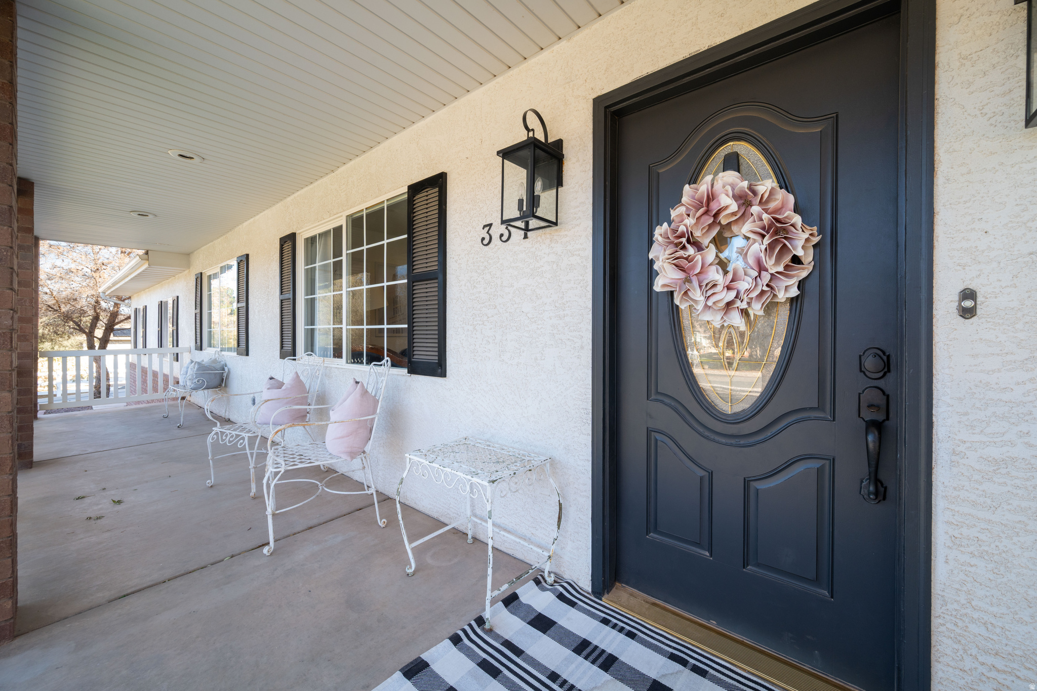 COUNTRY LANE EST - Residential