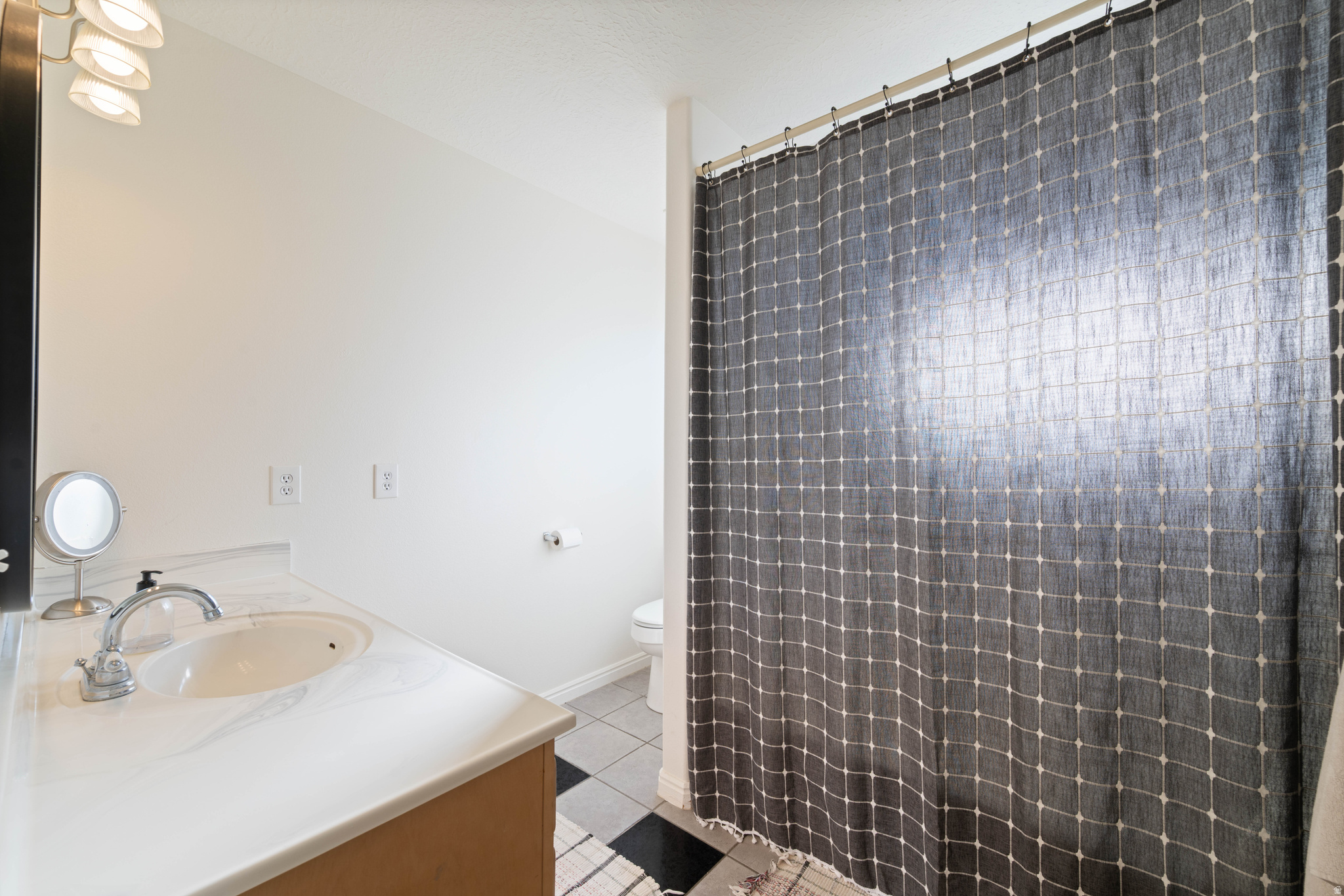 COUNTRY LANE EST - Residential